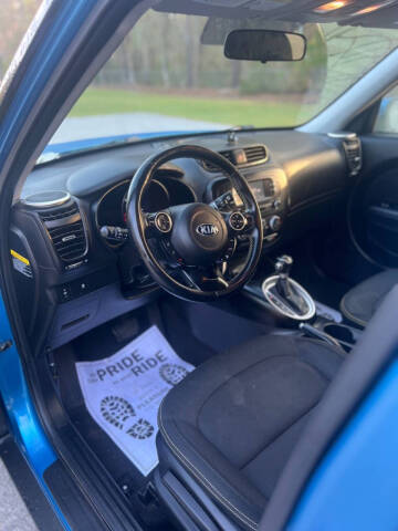 2016 Kia Soul +