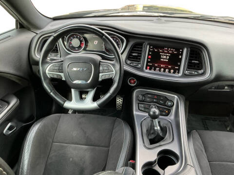 2016 Dodge Challenger SRT 392