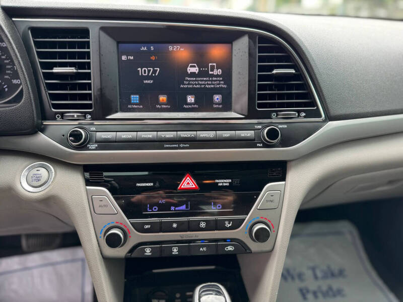 2018 Hyundai Elantra