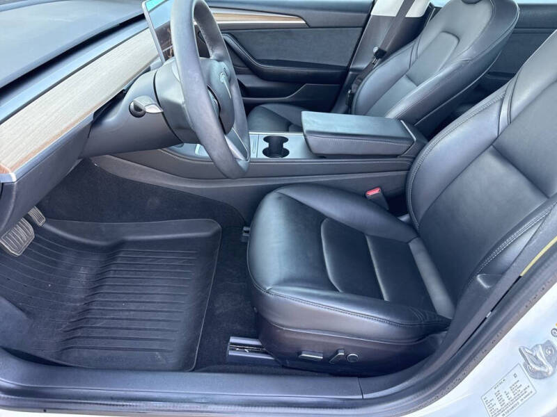 2021 Tesla Model 3 Standard Range Plus