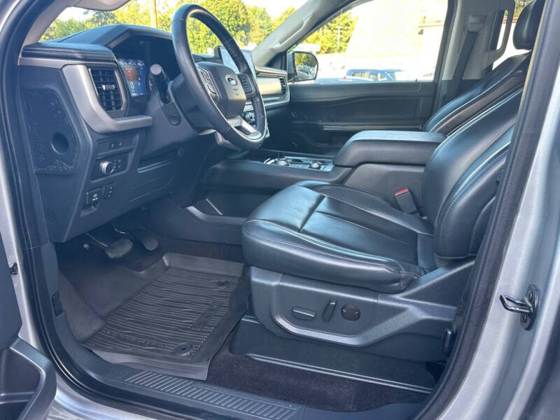 2022 Ford Expedition XLT