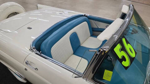 1956 Ford Thunderbird