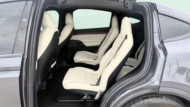 2022 Tesla Model X