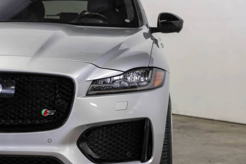 2018 Jaguar F-PACE S