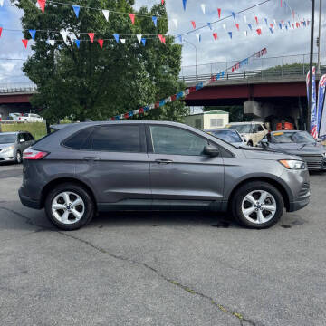 2021 Ford Edge SE