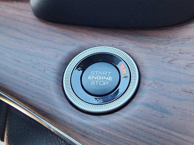 2025 Jeep Grand Cherokee L