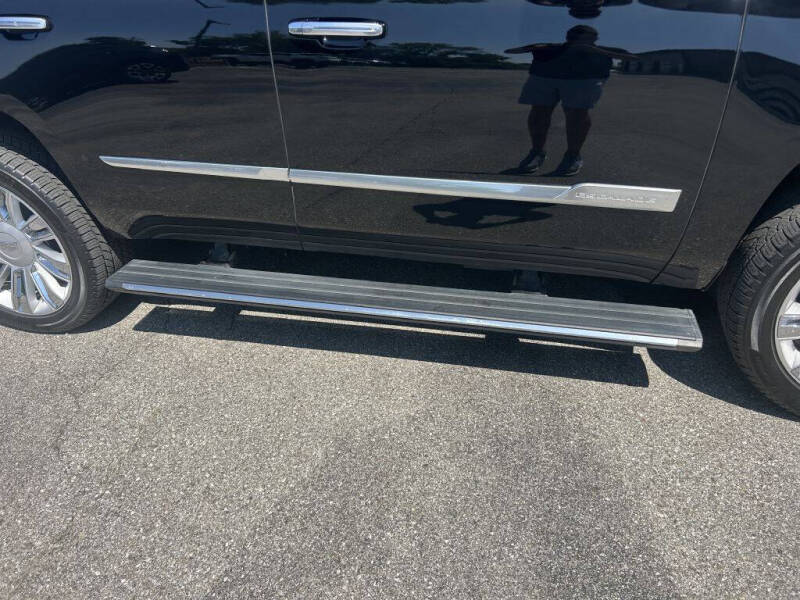 2019 Cadillac Escalade Platinum