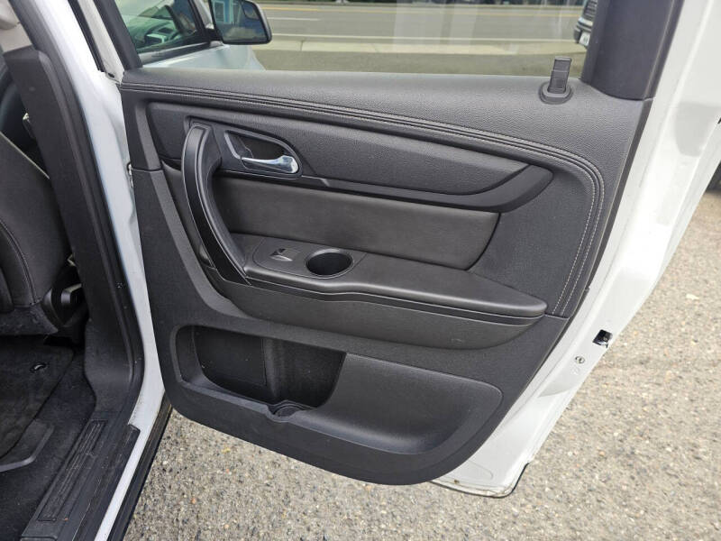 2016 GMC Acadia SLE-2