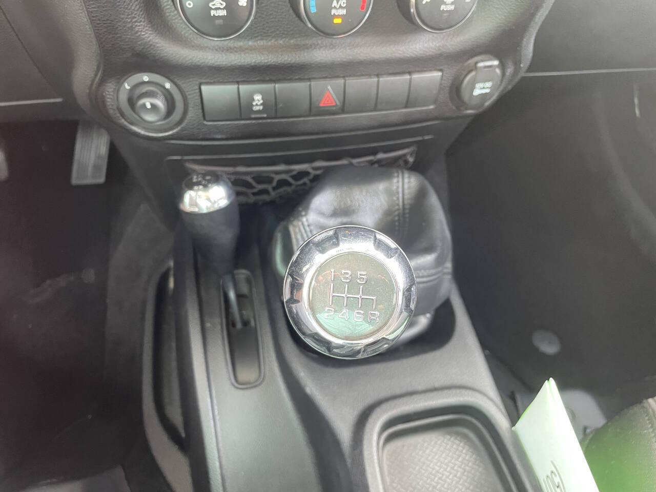 2016 Jeep Wrangler Unlimited Sport photo 20
