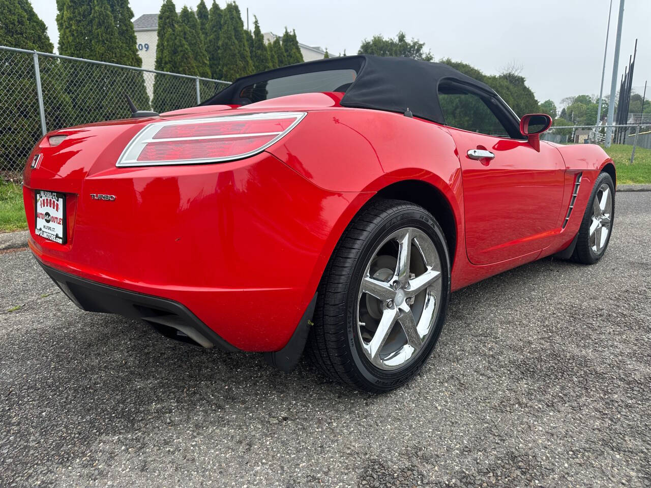 2008 Saturn SKY 28