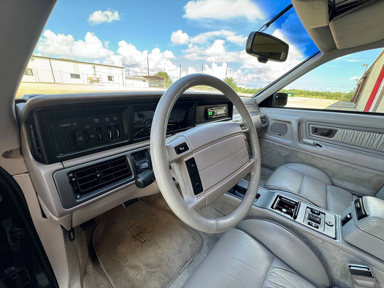 1992 Lincoln Mark VII for sale at Carnival Car Company in Victoria, TX