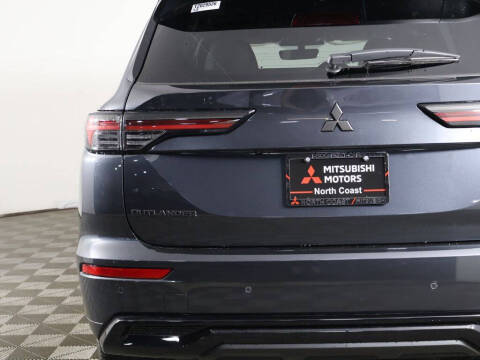 2026 Mitsubishi Outlander LE