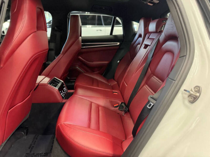 2023 Porsche Panamera