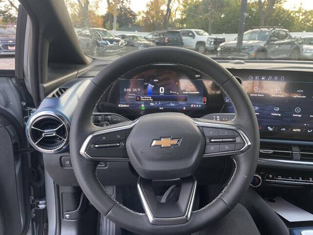 2026 Chevrolet Equinox EV LT 2