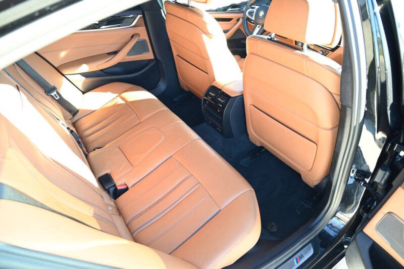 2022 BMW 5 Series M550i xDrive