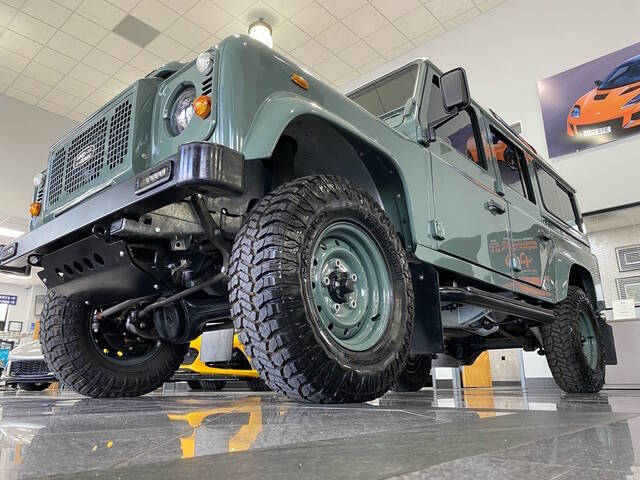 1999 Land Rover Defender 18