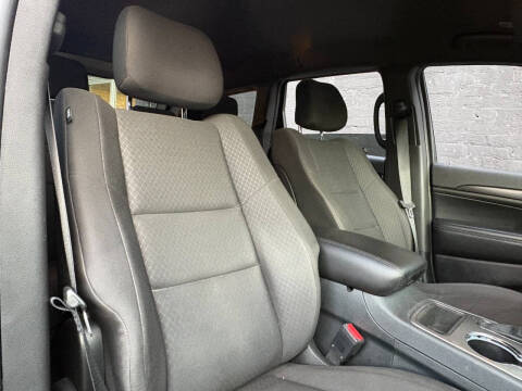 2018 Jeep Grand Cherokee Laredo