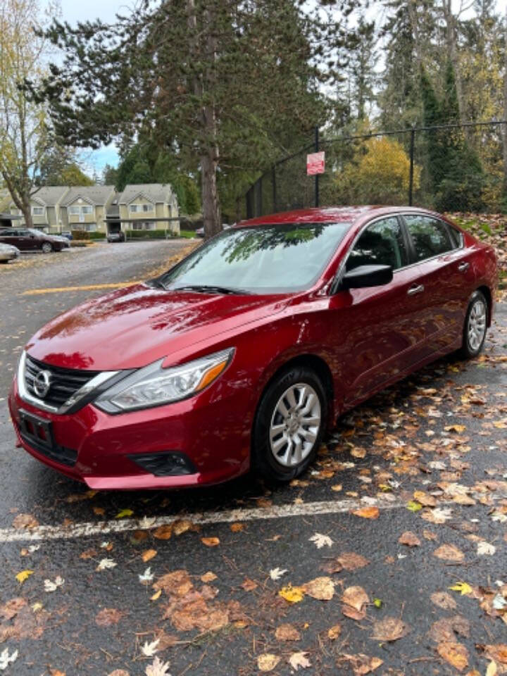 2018 Nissan Altima for sale at Sparks Motors LLC in Federal Way, WA