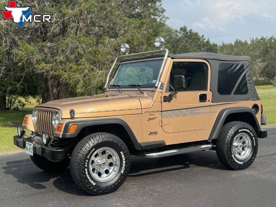 2000 Jeep Wrangler for sale at TMCR LLC in SPICEWOOD, TX