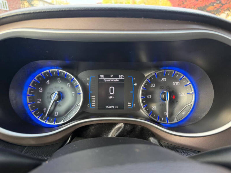 2017 Chrysler Pacifica Touring