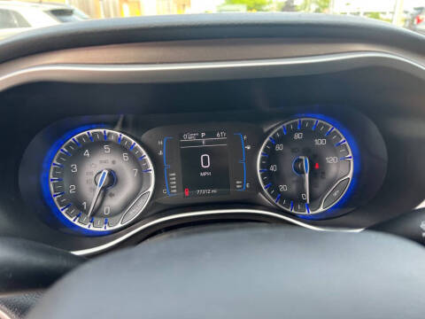 2017 Chrysler Pacifica Touring