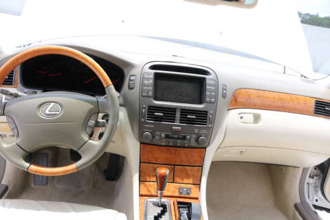2001 Lexus LS 430
