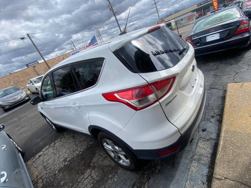 2015 Ford Escape SE