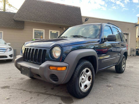 2004 Jeep Liberty for sale at Global Auto Finance & Lease INC in Maywood IL