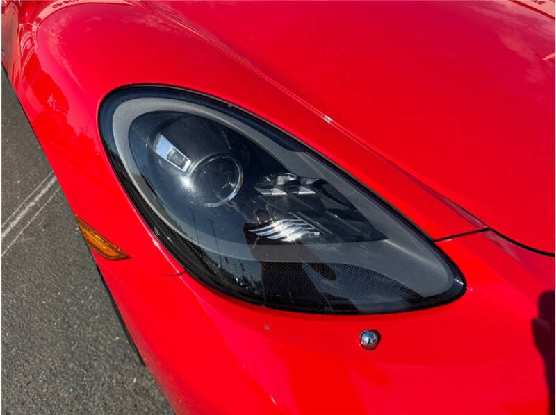 2021 Porsche 718 Boxster