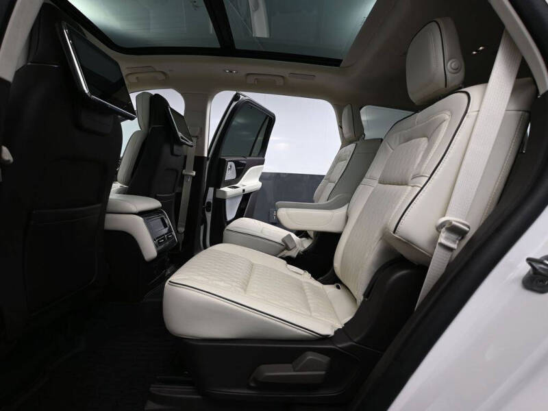 2023 Lincoln Aviator Black Label