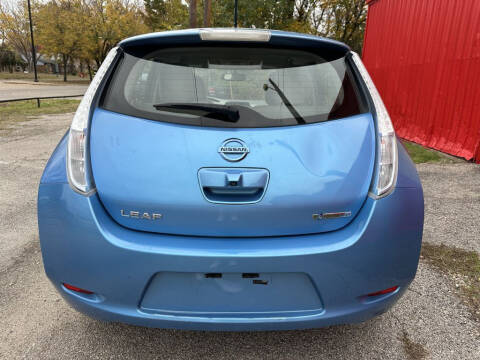 2011 Nissan LEAF SV