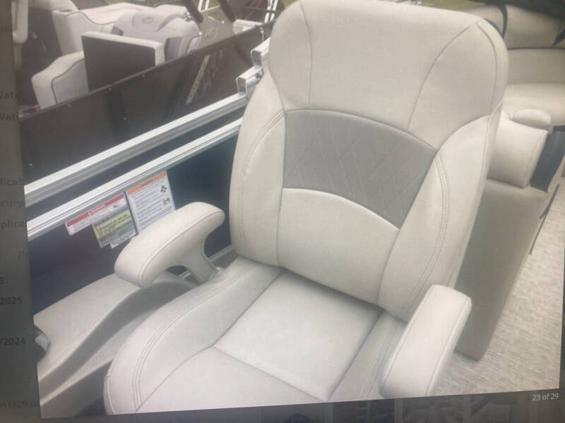 2018 Berkshire 25 D C