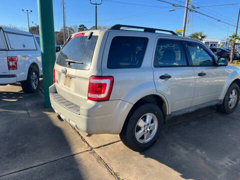 2009 Ford Escape for sale at ARKLATEX AUTO in Texarkana TX