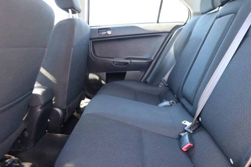 2017 Mitsubishi Lancer