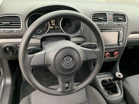 2012 Volkswagen Golf 2.5L PZEV