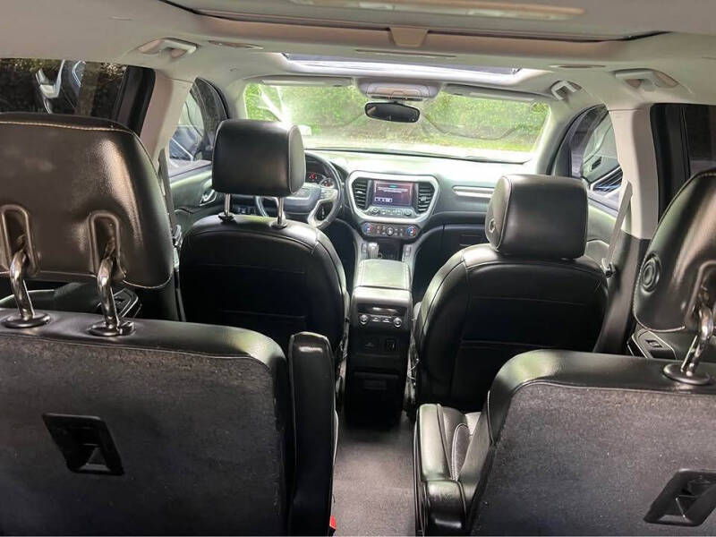 2017 GMC Acadia SLT-1