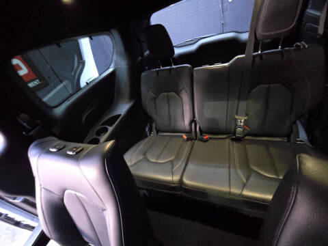 2019 Chrysler Pacifica Hybrid Touring L 35th Anniversary