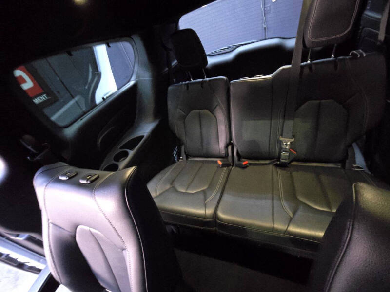 2019 Chrysler Pacifica Hybrid Touring L 35th Anniversary