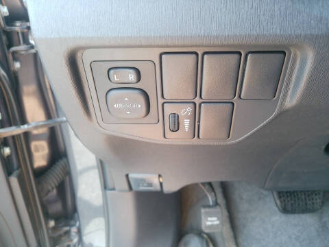 2015 Toyota Prius Three