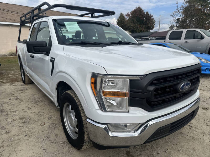 2021 Ford F-150 XL's photo
