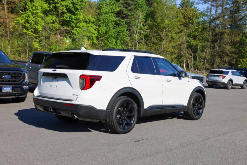 2022 Ford Explorer ST-Line