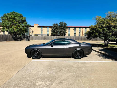 2015 Dodge Challenger SXT