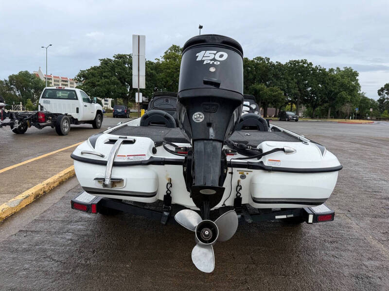 2014 Nitro Z-7