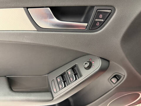 2011 Audi A4 2.0T quattro Premium Plus