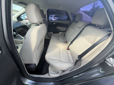 2016 Ford Focus SE