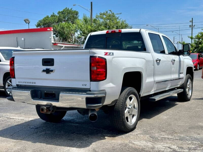 2015 Chevrolet Silverado 2500HD  - $30,995