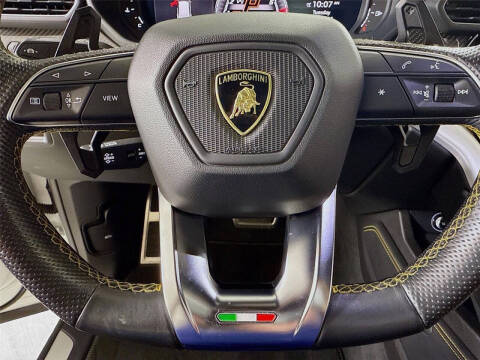 2020 Lamborghini Urus