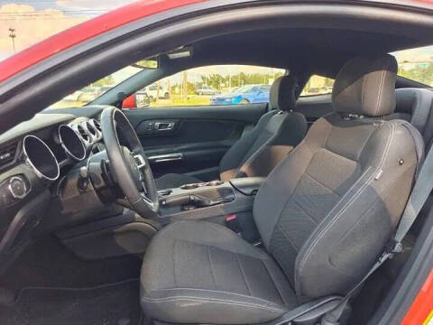 2016 Ford Mustang V6