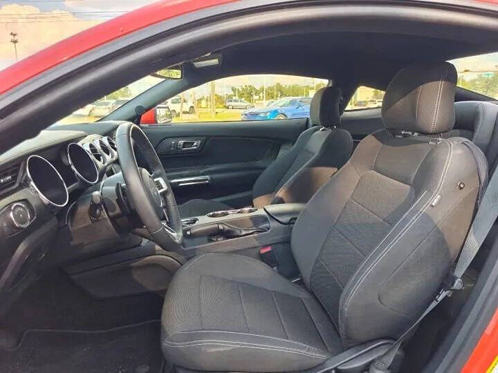 2016 Ford Mustang V6