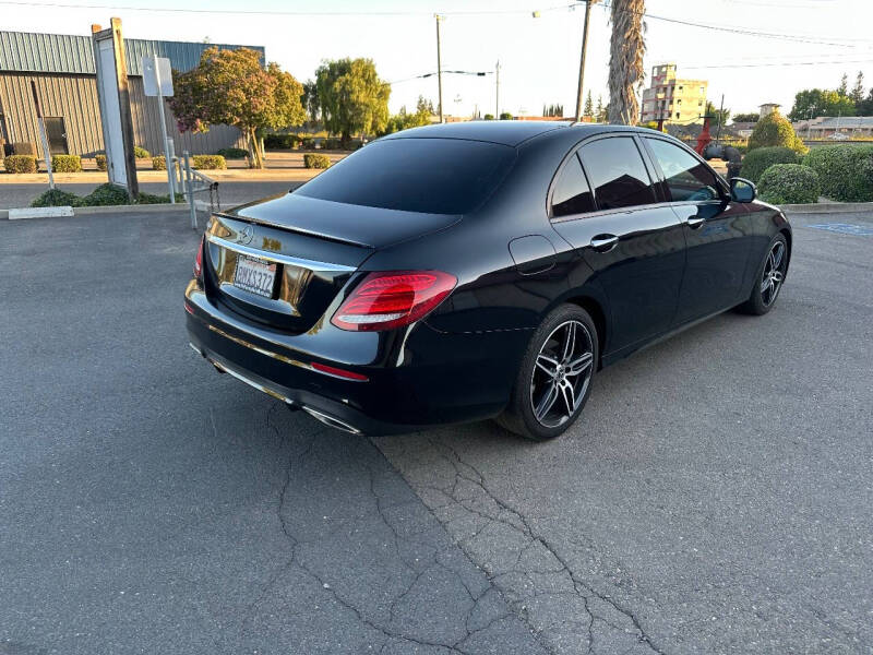 2019 Mercedes-Benz E-Class E 300